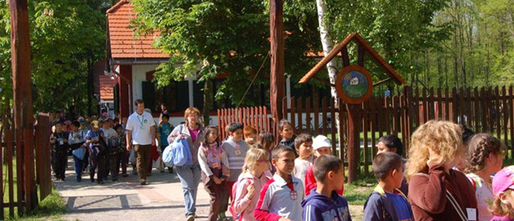 Sziágyi Erdészeti Erdei Iskola