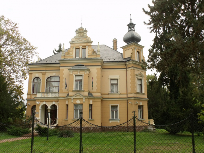 Tanhoffer-villa (fotó: balaton-parti.hu)